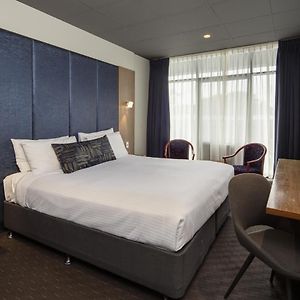 Budget Double Room Noise Affected